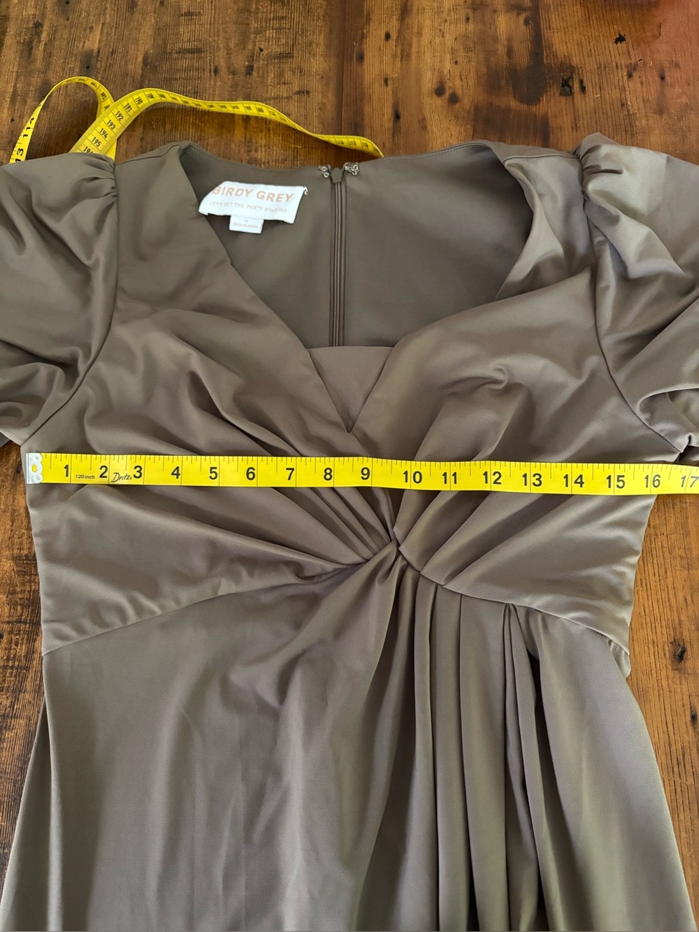 Birdy Grey
Fatima Mocha Luxe Knit
Bridesmaid Formal Dress Sz M - Picture 8 of 10